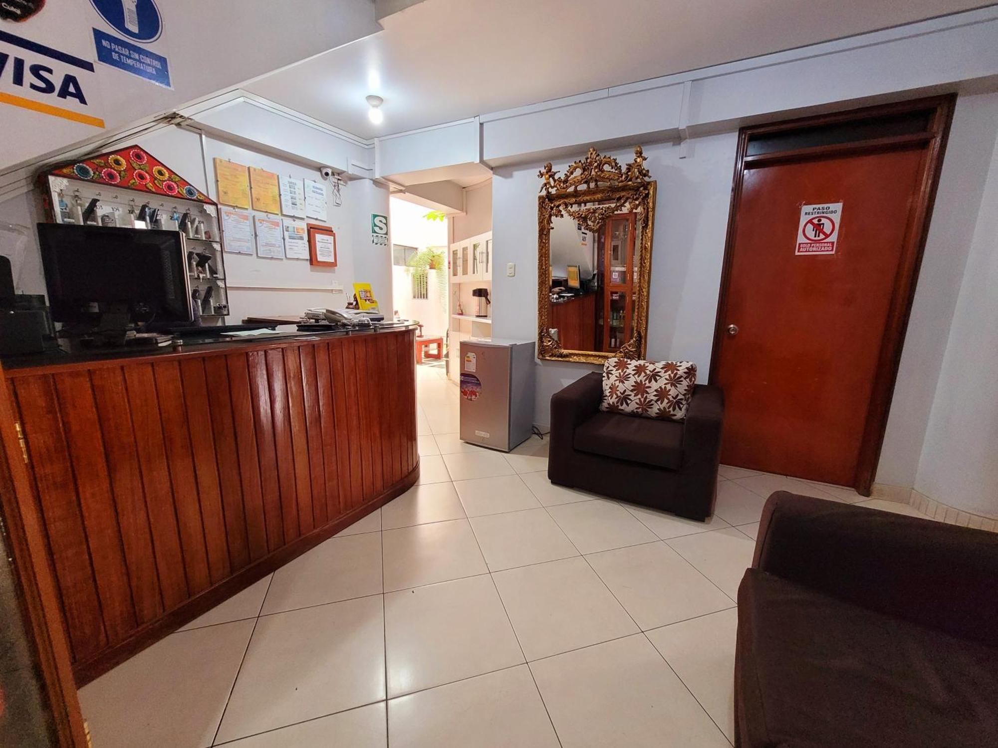 Illari Wari L - Hotel Sauna Ayacucho Exterior photo